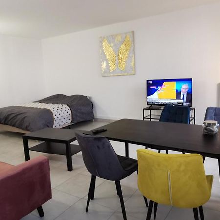 Le Patio Tram Paridis Apartamento Nantes Exterior foto